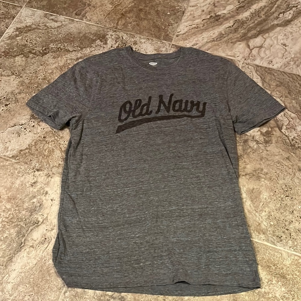 Old Navy short sleeve t-shirt